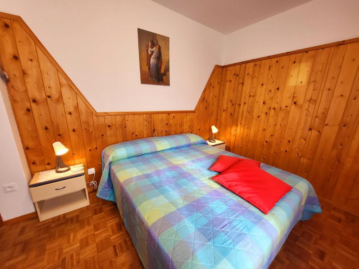 Appartement Casa Bruno à Lenzumo di Concei Extérieur photo