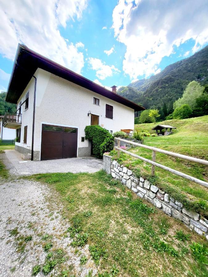 Appartement Casa Bruno à Lenzumo di Concei Extérieur photo